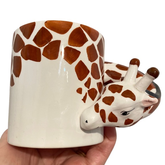 Giraffe Ceramic Mug - Picture 1 of 9